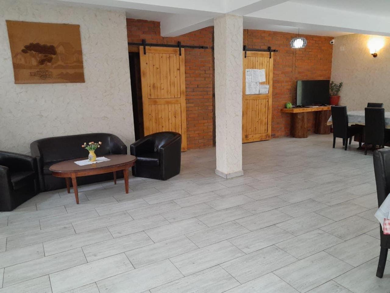 Casa Maria Moieciu C Hotel Моечу де Жос Екстериор снимка