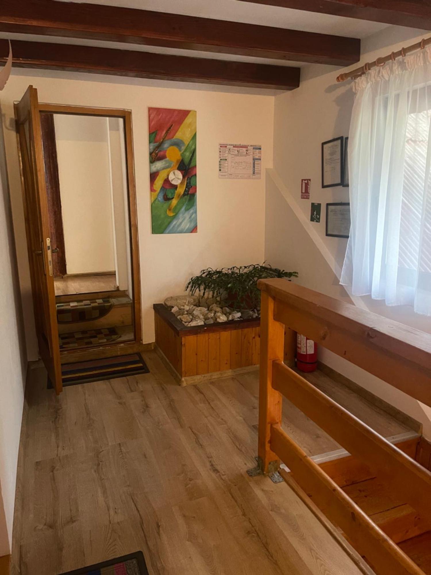 Casa Maria Moieciu C Hotel Моечу де Жос Екстериор снимка